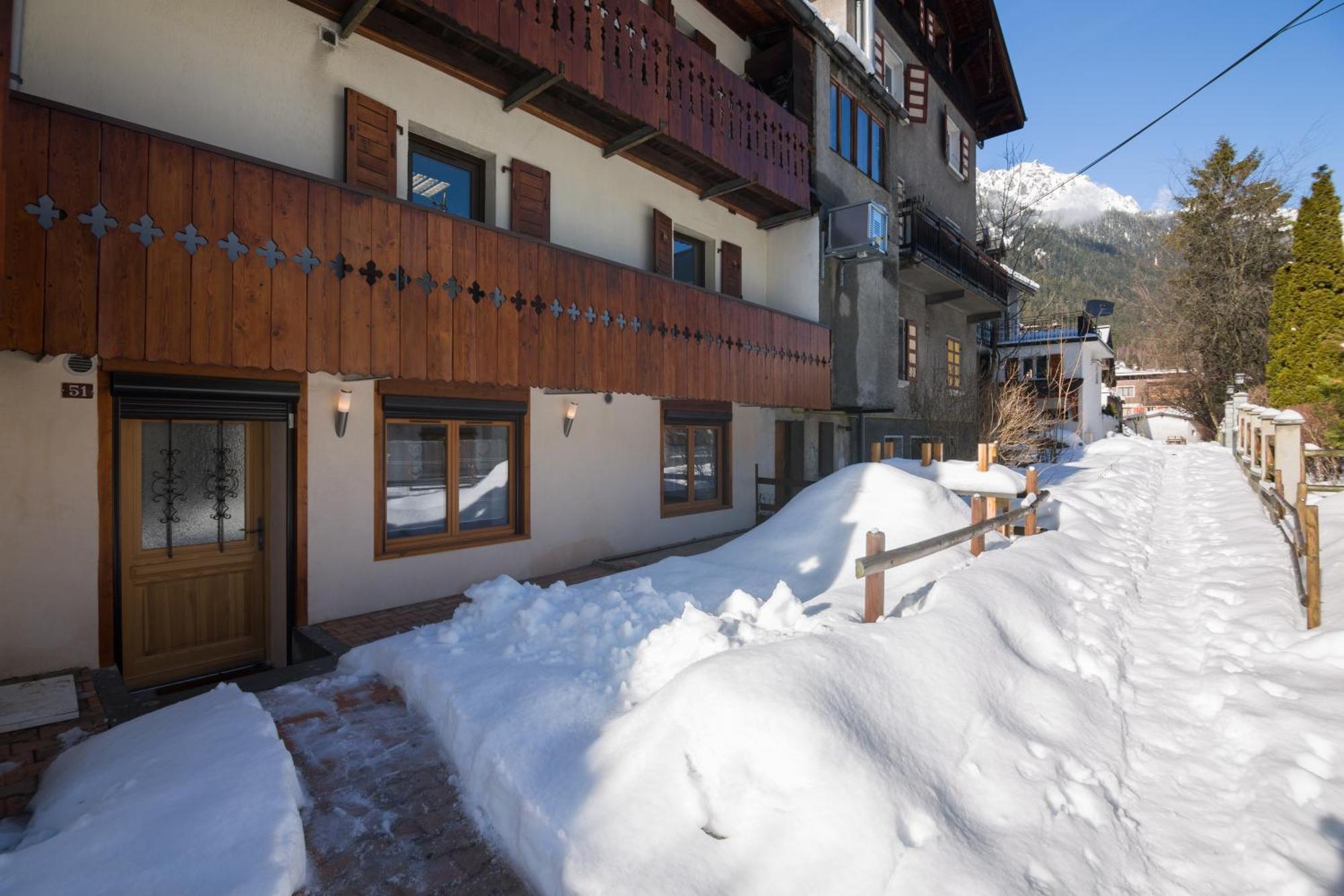 Appartement Le Genepi - Happy Rentals Шамони Экстерьер фото